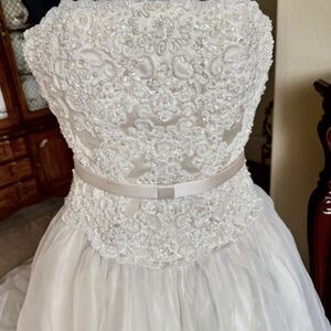 Oleg Cassini Cream Lace Pearl Dress ,(Style 9158 Size 12 Beige)